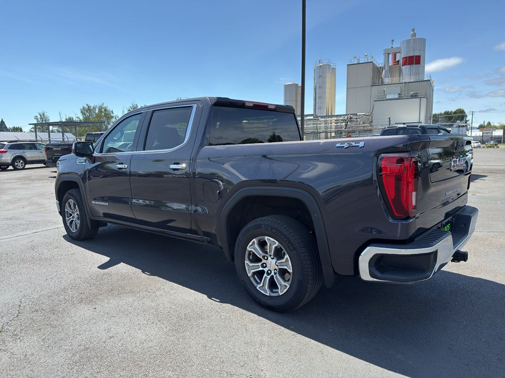 2025 GMC Sierra 1500 SLT