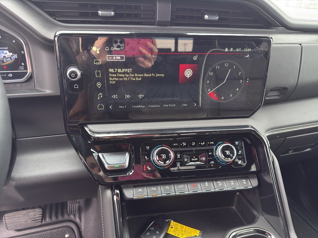 2024 GMC Sierra 1500 AT4X