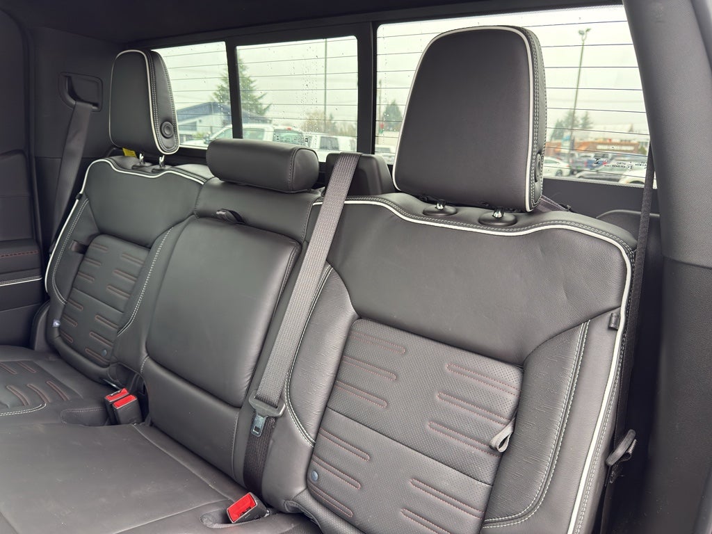 2024 GMC Sierra 1500 AT4X