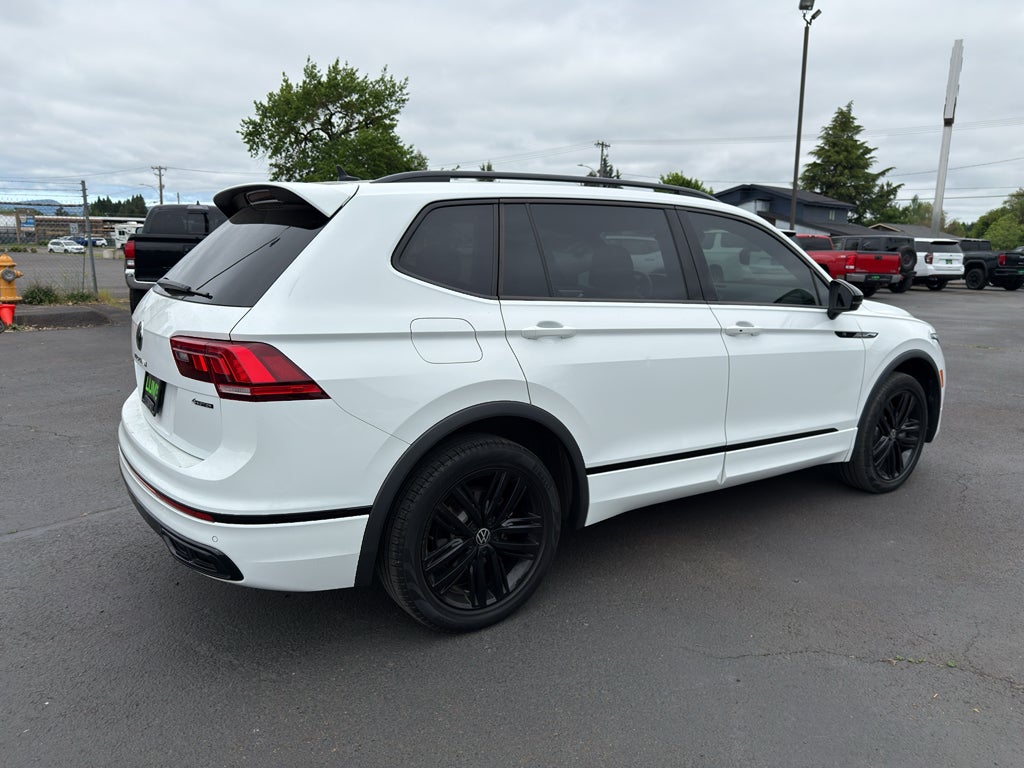 2022 Volkswagen Tiguan 2.0T SE R-Line Black