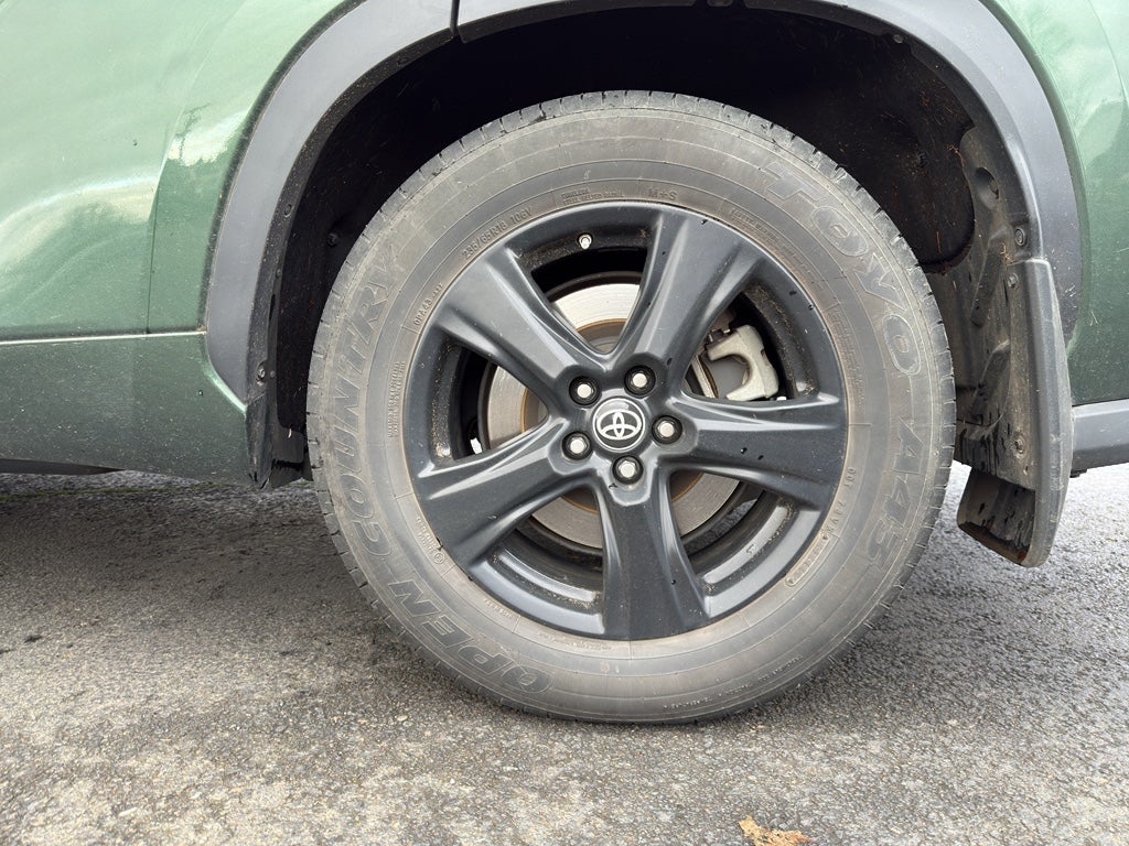 2023 Toyota Highlander Hybrid LE