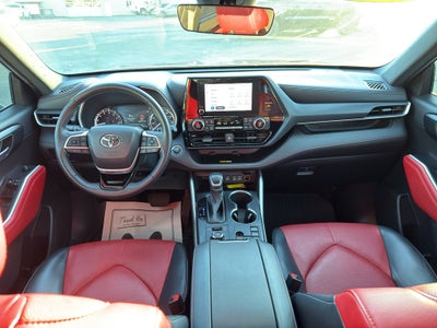 2023 Toyota Highlander XSE