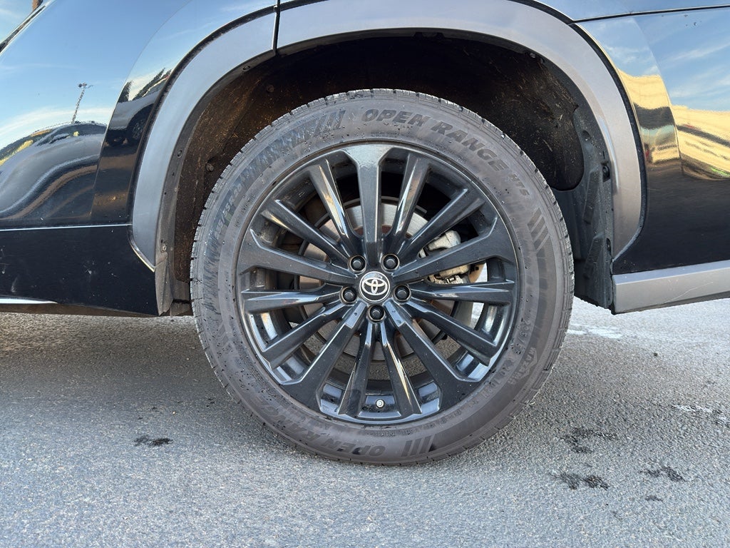 2023 Toyota Highlander XSE