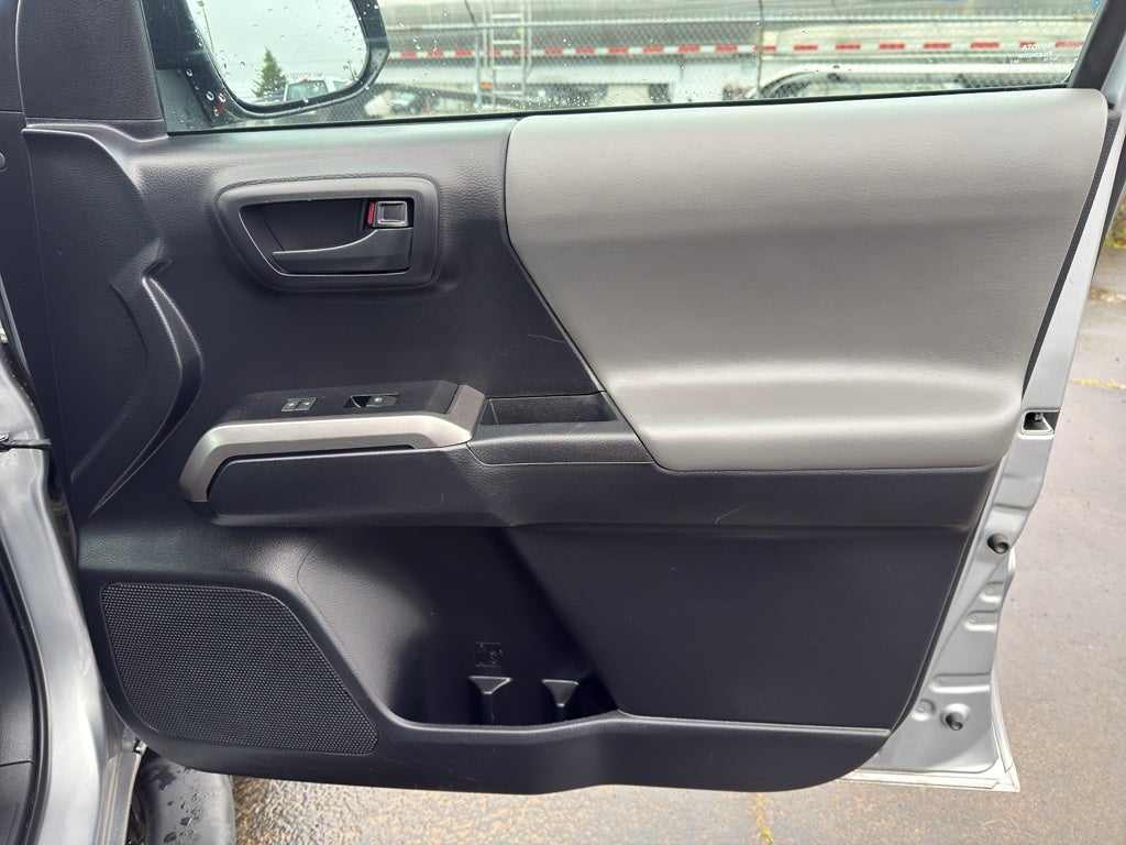 2021 Toyota Tacoma 2WD SR5