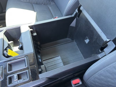 2022 Toyota Tundra 4WD SR