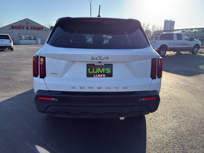 2022 Kia Sorento LX