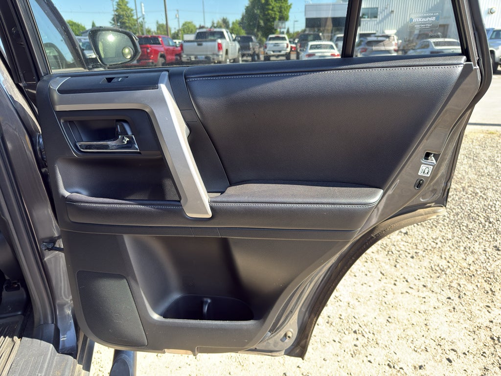 2017 Toyota 4Runner SR5