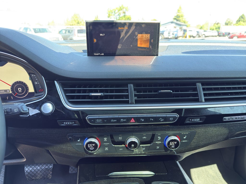 2019 Audi Q7 55 SE Premium