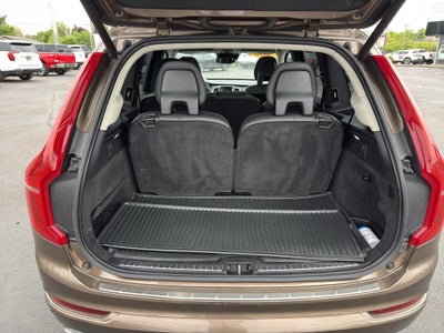 2016 Volvo XC90 T6 Momentum