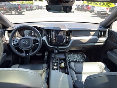 2020 Volvo XC60 T6 R-Design